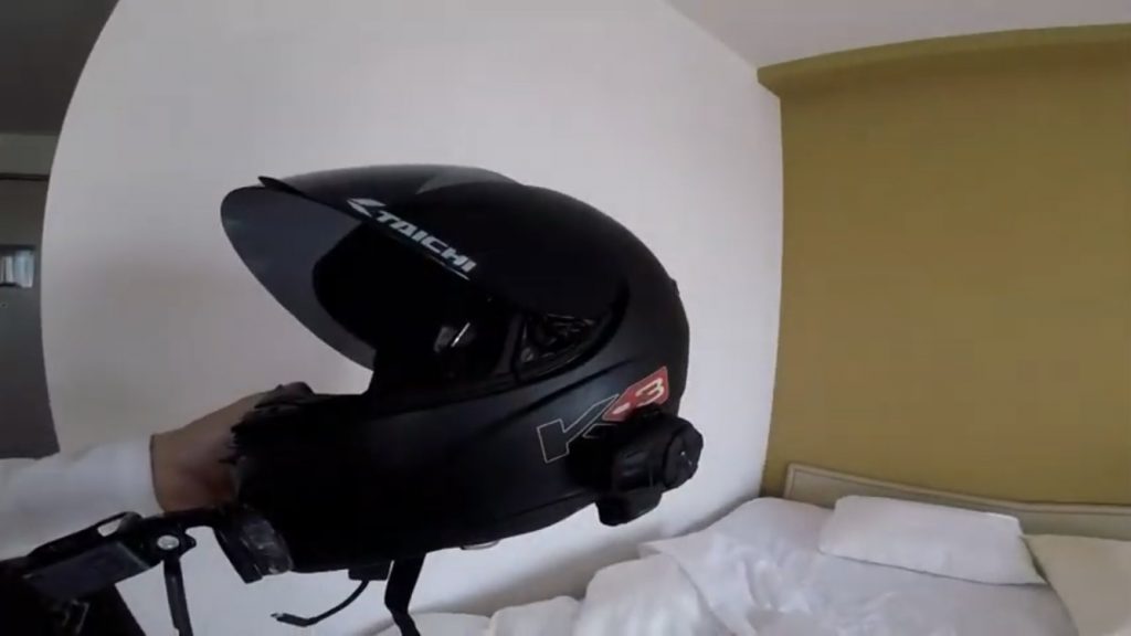 ヘルメットとsena10s